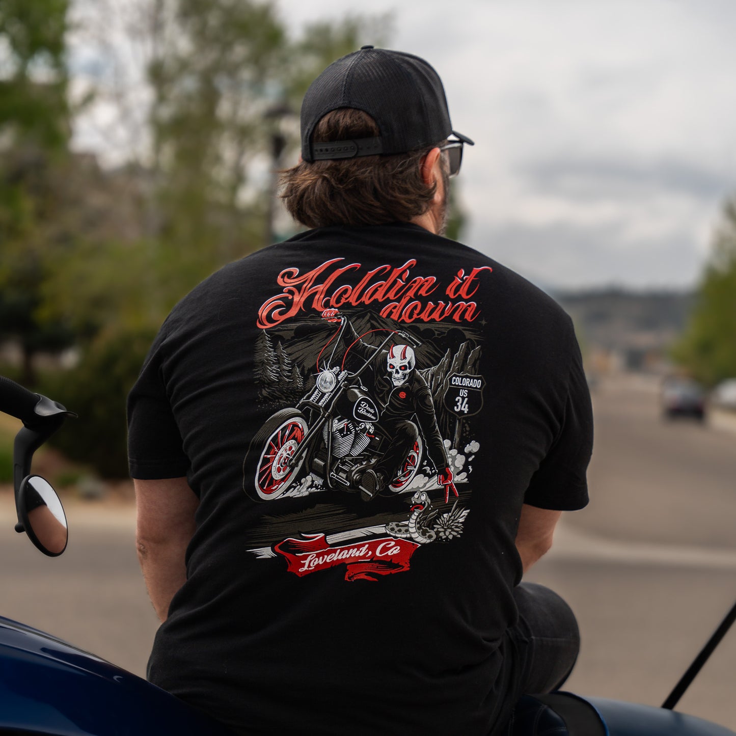 Holdin' It Down Mid-Weight T