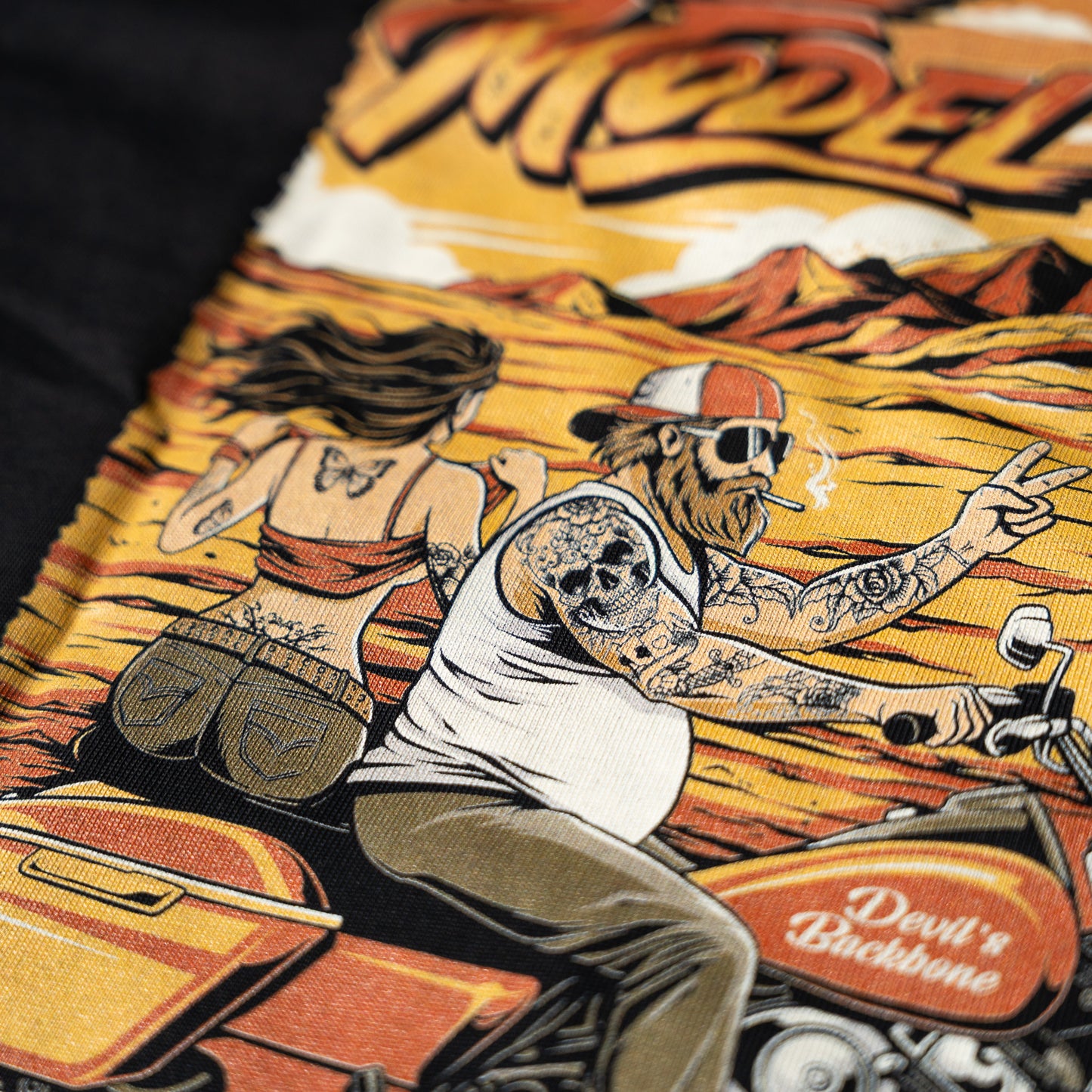 Roll Model Heavyweight T